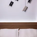 Apartman Poem Kosz